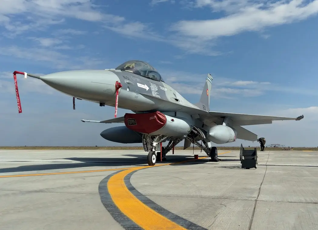 romanian f 16