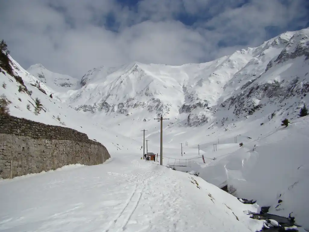 transfagarasan during winter time