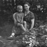 vladimir putin with his mother