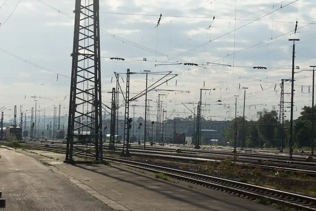 bahnhof nürnberg oberleitungen