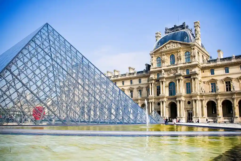 louvre